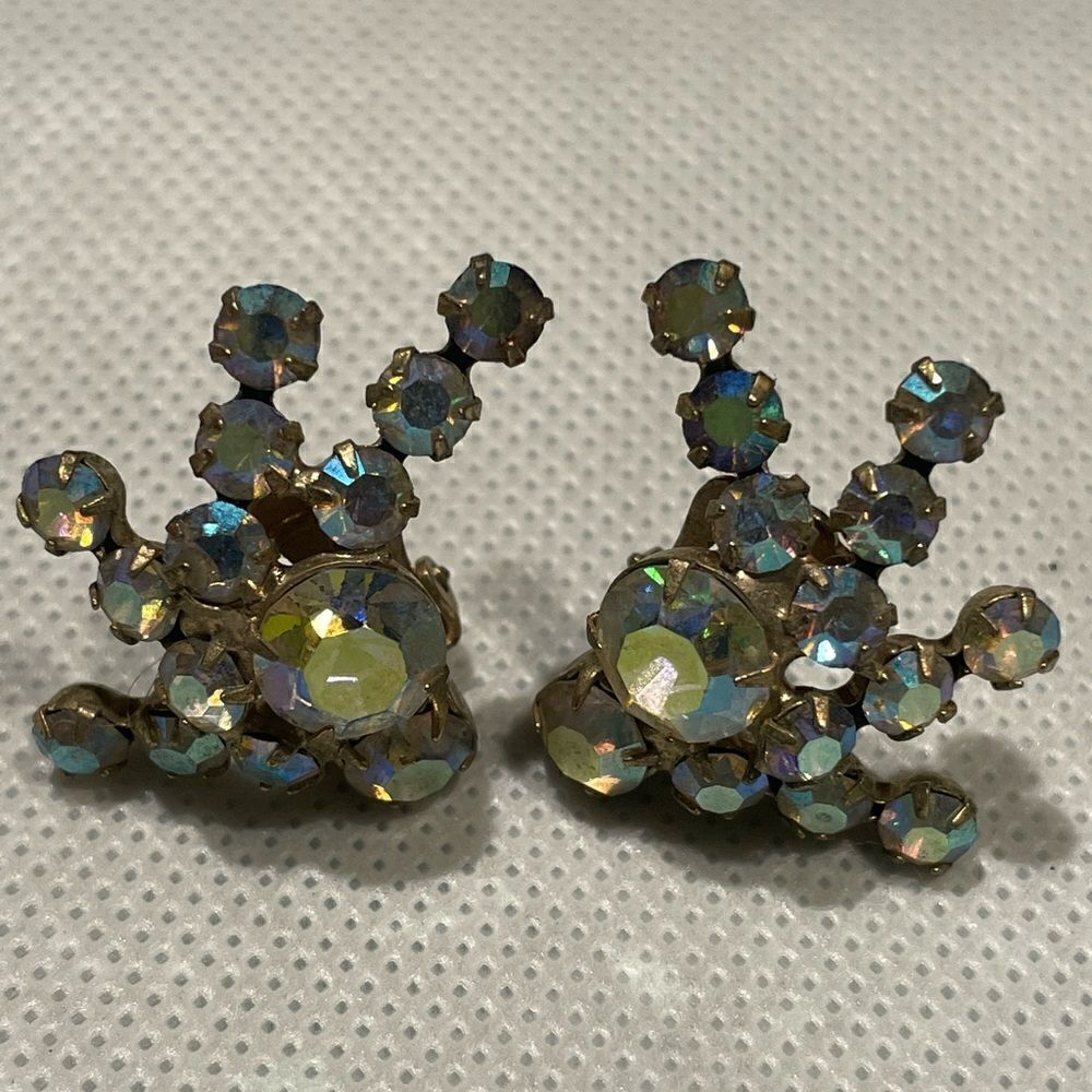 Vintage clip on earrings